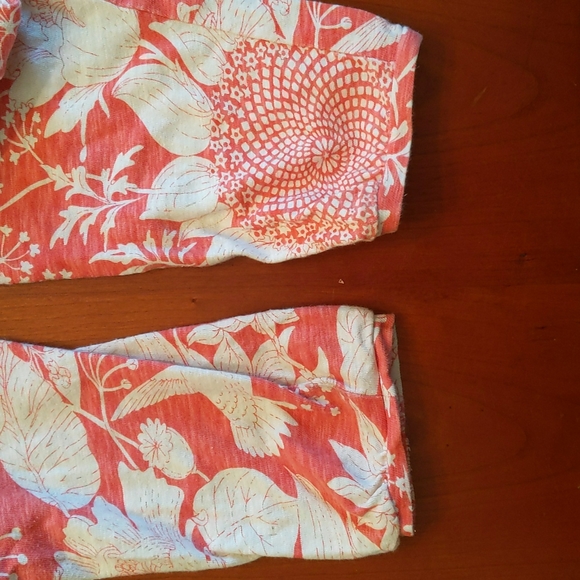 Gap floral patterned coral and ivory joggers. Size 5 - Picture 5 of 9